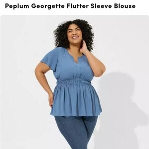 Torrid flutter sleeve blouse